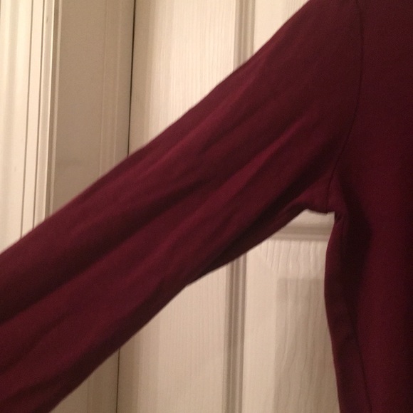 EUC 100% cotton top with crystals - Picture 8 of 12